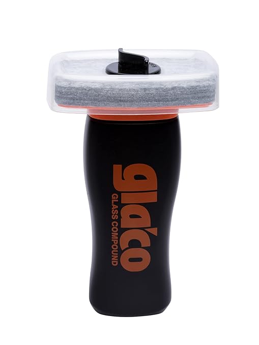 SOFT99 Glaco Glass Compound Roll On 100ml - Glass Cleaner | Removes dirt, oil & water spots. Roll-on applicator, streak-free finish. Water-beading for visibility.