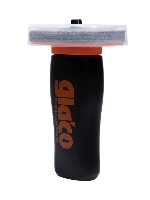 SOFT99 Glaco Glass Compound Roll On 100ml - Glass Cleaner | Removes dirt, oil & water spots. Roll-on applicator, streak-free finish. Water-beading for visibility.