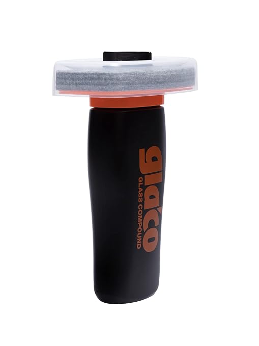 SOFT99 Glaco Glass Compound Roll On 100ml - Glass Cleaner | Removes dirt, oil & water spots. Roll-on applicator, streak-free finish. Water-beading for visibility.