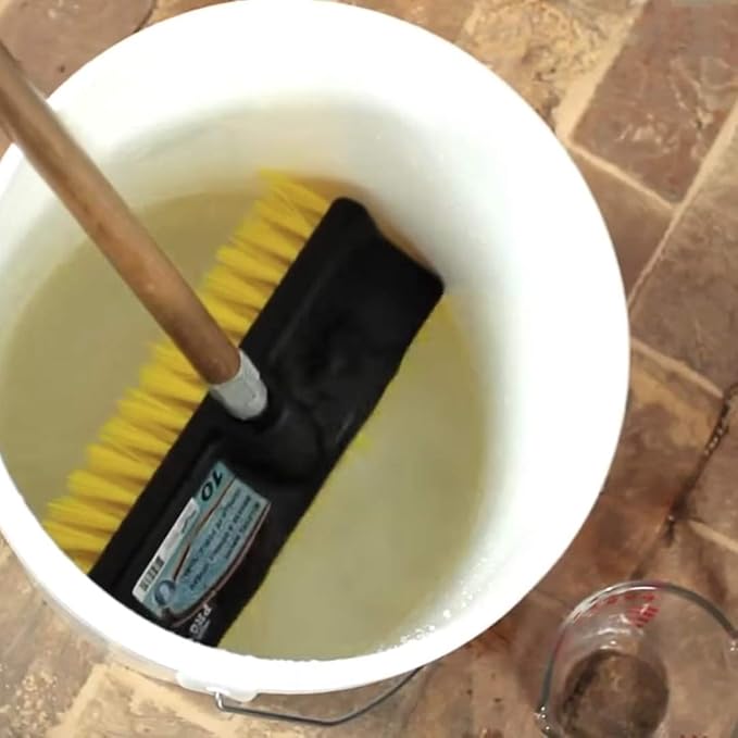 Miracle Sealants Heavy-Duty Acidic Cleaner for Tile & Stone, Grout Haze, Rust Stain & Efflorescence Remover, Quart