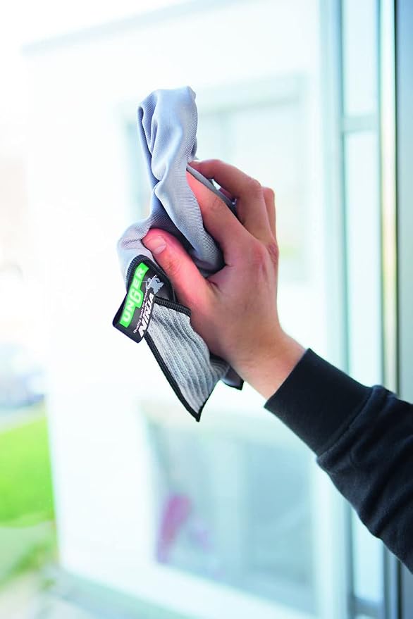 UNGER ErgoTec Ninja Kit 4-in-1: Squeegee, Scrubber, Holder, Cloth | Professional indoor/outdoor window cleaning; WNK12 advanced kit; complete 4-piece system