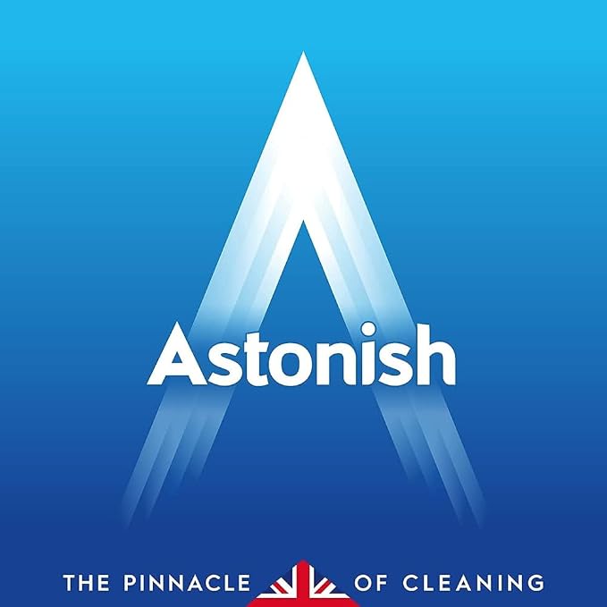 Astonish Specialist Stainless Steel Cleaner & Shine Spray, Clear Waters - Streak-Free Polished Finish for Fridge, Range Hood & Back Splash - Remove Grease & Watermarks, Vegan, Cruelty-Free, 750ml