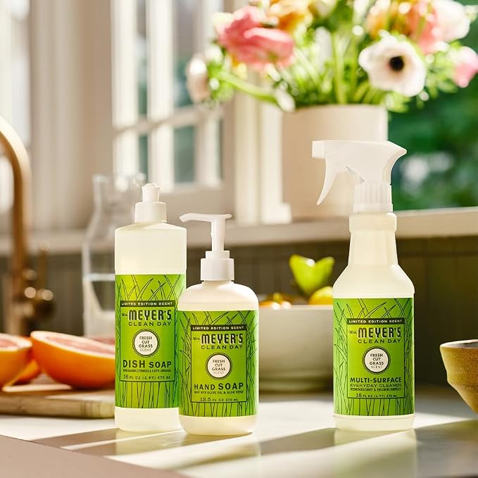 Mrs. MEYER'S CLEAN DAY Multi-Surface Everyday Cleaner, Fresh Cut Grass Scent, 16 Fl Oz Bottle (Pack of 6)