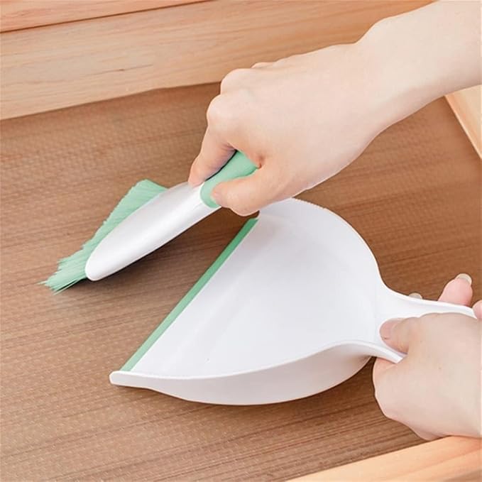 Dust pan Broom Brush Dustpan - Small Broom and Dustpan Set,Mini Broom and Dustpan,Small Dustpan and Brush Set for Home Cleaning, Sofa, Desk, Guinea Pig Cage, Cat Litter etc.（Light Green 2 Set）