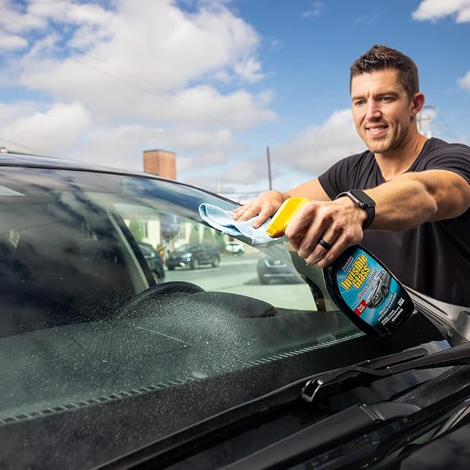 Invisible Glass 92164-6PK Premium Glass Cleaner Spray for Car Windshields and Windows, Automotive and Home Window Cleaner, Streak-Free, Ammonia-Free, Tint-Safe – 22 fl oz (Pack of 6)