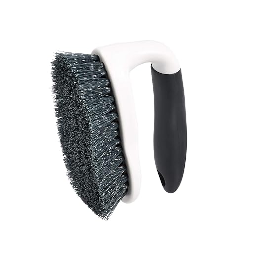 Amazon Basics All Purpose Rectangular Scrub Brush, Hard Bristle, Stiff Bristles, Sturdy, Ergonomic Long Handle, Durable, 2-Pack, White & Black