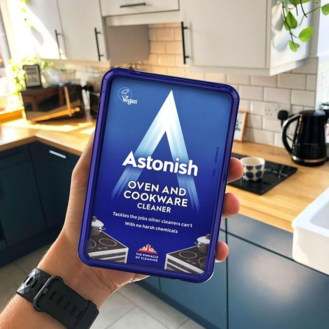 Astonish Oven & Cookware Cleaner Paste 150g – Multipurpose Kitchen Cleaner for Ovens, Baking Trays, Pans & Cookware, Stovetops & Stainless Steel Surfaces, Removes Grease, Food Residue & Tough Stains
