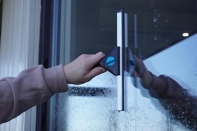 Moerman 12 Inch All Purpose Window Squeegee - Lightweight Durable Plastic Handle -Aluminum Channel with Streak Free Rubber - for Window Cleaning, Showers, and Mirrors