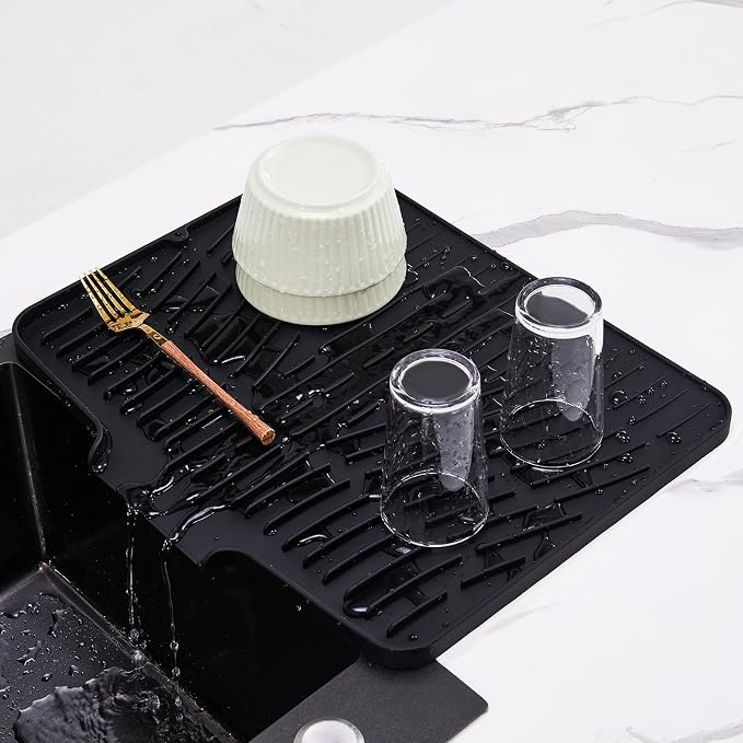 Silicone Dish Drying Mat for Kitchen Counter,Non-Slip Dish Drying Pad with Drain Lip,Heat Resistant Sink drying Mat for Dishes,Large Rubber dish drain mat dish rack mat (Black,15.8"x13")