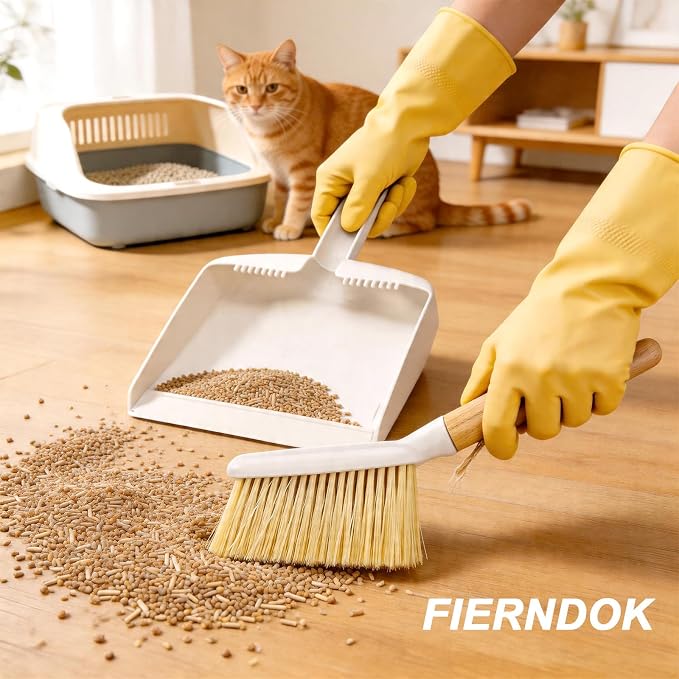 Mini Dustpan and Brush Set with Bamboo Handle, Portable Multipurpose Broom Dustpan Set with Handle Teeth, for, Desktops, Bedroom, Kitchen, Pet Care, Camping, 1 Set (White)