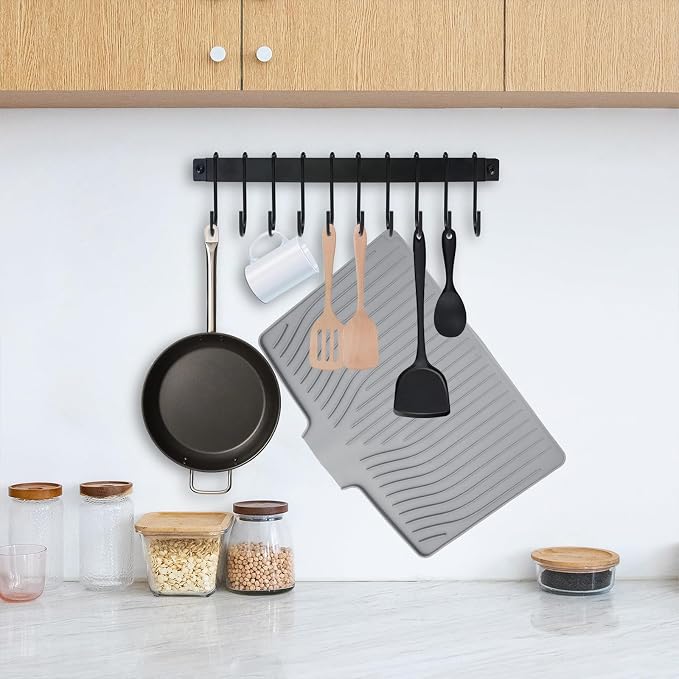Silicone Dish Drying Mat for Kitchen Counter, Dish Drainer Mat, Non-Slip Drying Pad with Built-in Drain, Kitchen Drying Matt For Counter(18.9" x 11.8", Gray)