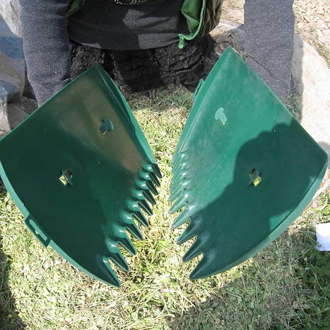 Leaves Grabber, 2pcs Handheld Hazelnut Leaf Scoop, Fast Lawn Remove Fallen Collection Garden and Yard Leaf Scoops Hand Rakes Used to Pick Up Leaves, Grass Clippings, Trash