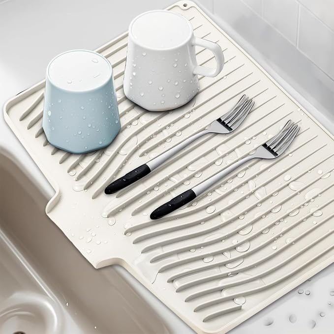Silicone Dish Drying Mat for Kitchen Counter, Dish Drainer Mat, Non-Slip Drying Pad with Built-in Drain, Kitchen Drying Matt For Counter(18.9" x 11.8", Cream)