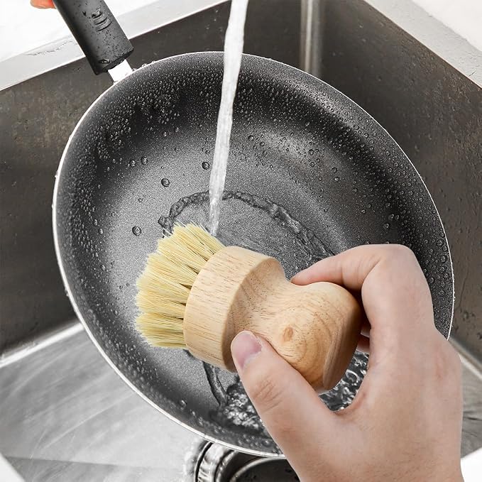 2 Pcs Dish Brush, Wood Dishes Scrub Brush, Pot Brush for Kitchen Cleaning Dishes Pots Pans (Sisal and Palm)