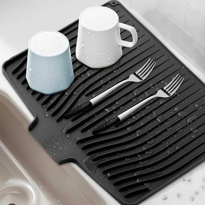 Silicone Dish Drying Mat for Kitchen Counter, Dish Drainer Mat, Non-Slip Drying Pad with Built-in Drain, Kitchen Drying Matt For Counter(18.9" x 11.8", Black)