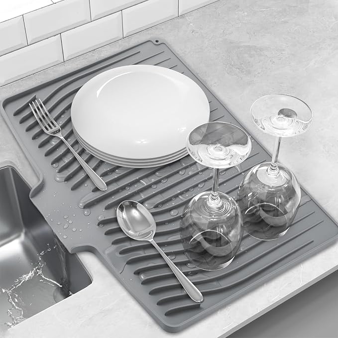 Silicone Dish Drying Mat for Kitchen Counter, Dish Drainer Mat, Non-Slip Drying Pad with Built-in Drain, Kitchen Drying Matt For Counter(18.9" x 11.8", Gray)