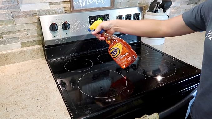 Zep Heavy-Duty Citrus Cleaner - 32 Ounces (Case of 12) ZUCIT32 - Removes Oil, Grease, Adhesive and Kitchen Soil…