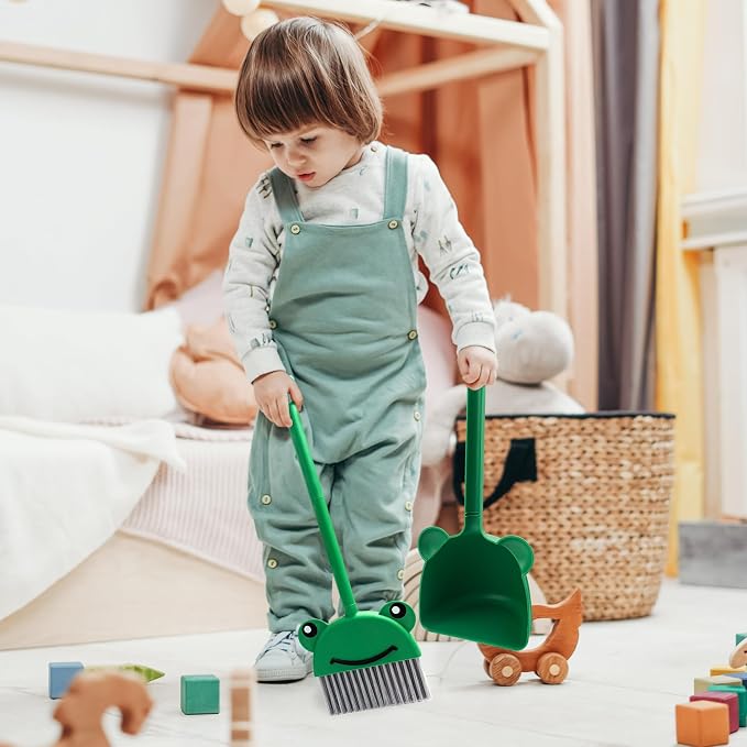 Children's Small Broom Dustpan Set Green Frog Mini Household Cleaning and Pretend Play Set