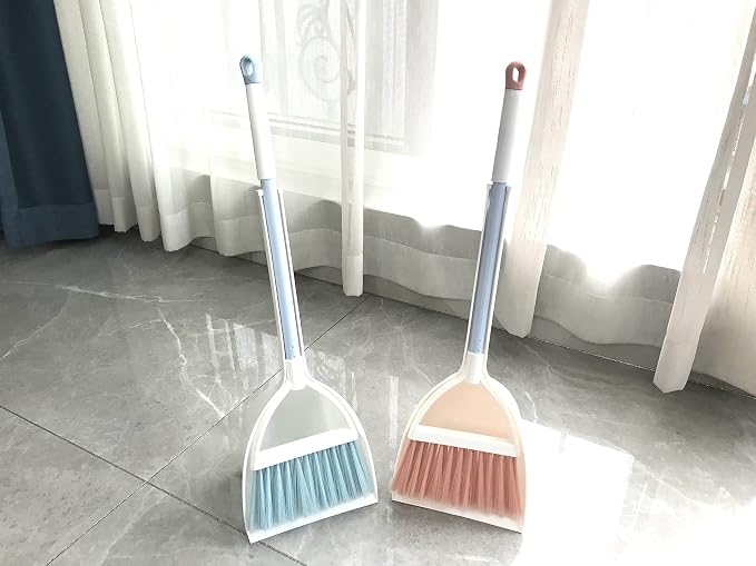 Kids Broom and Dustpan Set-Mini Dustpan and Broom for Children Housekeeping Pretend Play Cleaning Tools Set (Pink)