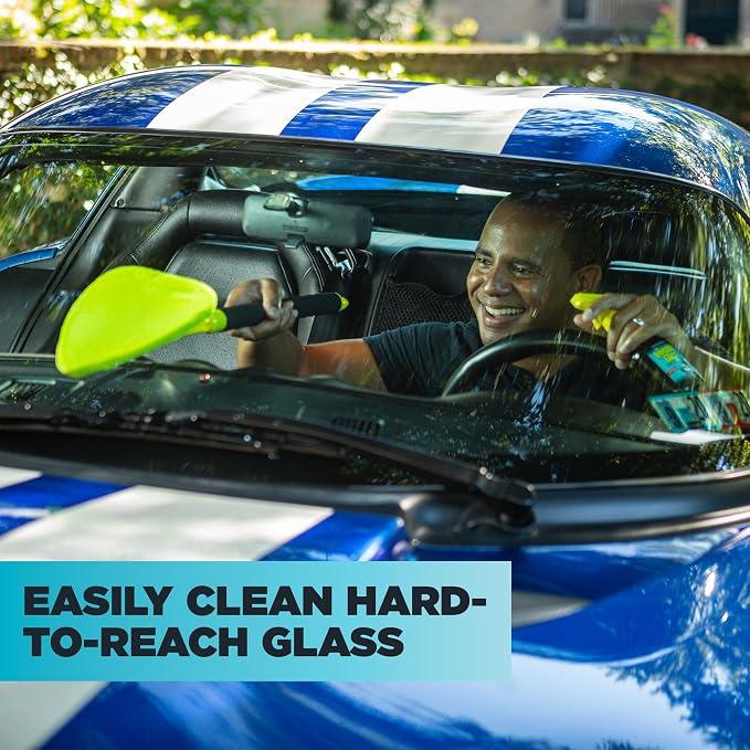 Invisible Glass 95160 Reach & Clean GlassWindshieldCleaner ToolKit With ExtendableHandle, ReusableQuickChange Microfibers,StorageBag for AutoWindshield,Trucks, SUVs, RVs,Windows (Pack of 4)