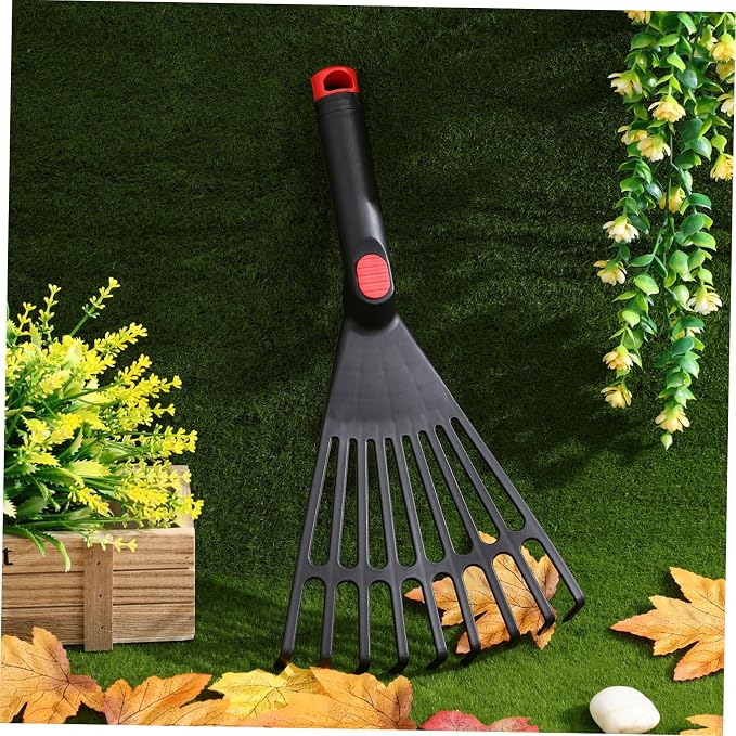 UKCOCO Small Plastic Leaf Rake for Gardening, Garden Hand Rake with Handle, Lightweight Plastic Gardening Tool for Flower Beds and Yard Cleanup, Black, 13. 4 Inch