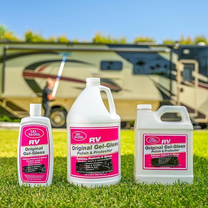 RV Polish w/Carnauba Cleaner Wax Formulation for a Protective Coating - Removes Water Spots, Light Scratches & Stains While Restoring Color & Shine,16 oz.
