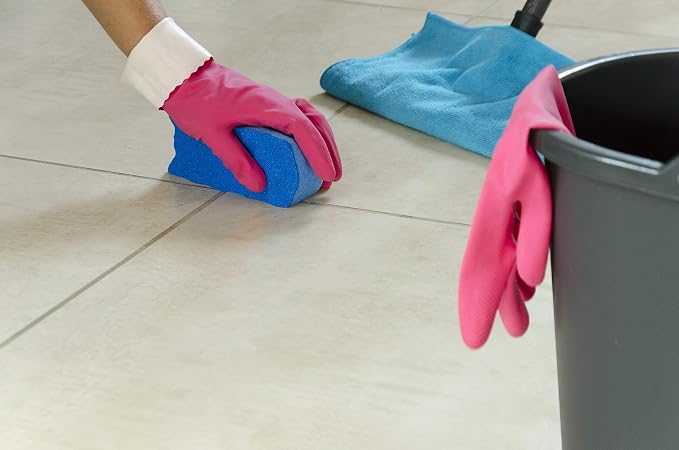 MAPEI Ultracare Concentrated Tile & Grout Cleaner (32 oz)