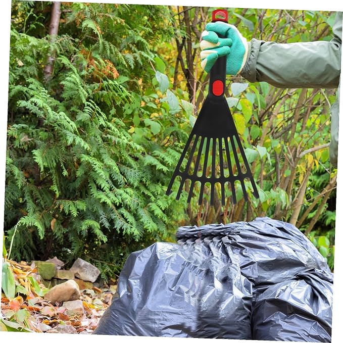 UKCOCO Small Plastic Leaf Rake for Gardening, Garden Hand Rake with Handle, Lightweight Plastic Gardening Tool for Flower Beds and Yard Cleanup, Black, 13. 4 Inch