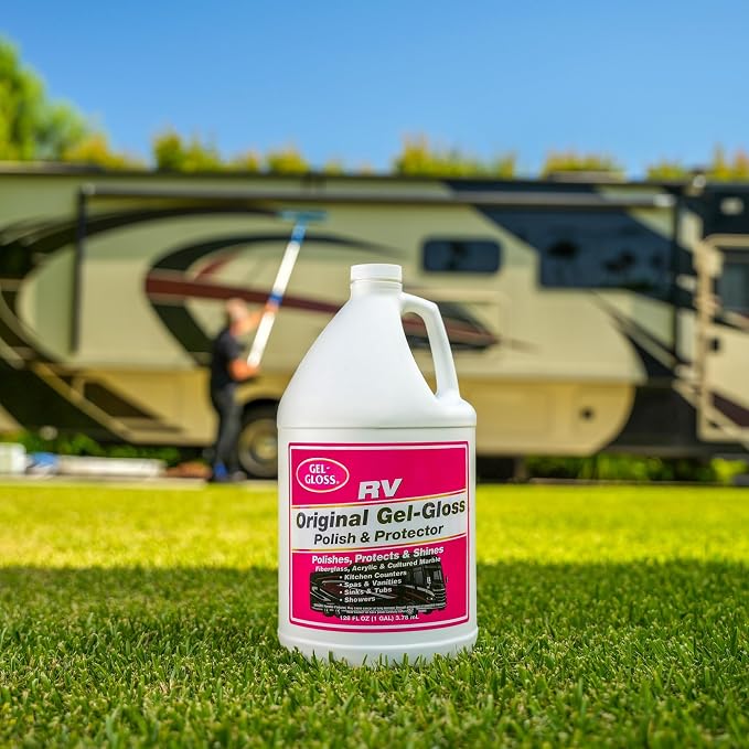 RV Polish w/Carnauba Cleaner Wax Formulation for a Protective Coating - Removes Water Spots, Light Scratches & Stains While Restoring Color & Shine, 1-Gallon (128 oz)