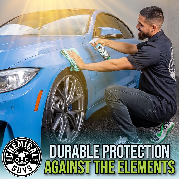 Chemical Guys, Swift Wipe Waterless Car Wash Spray, High Lubrication, 16 oz | Spray and wipe to clean and shine paint, glass and wheels with no water, a slick gloss for quick washes anywhere