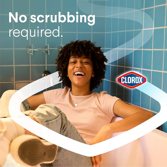 Clorox Clean-Up Multi-Surface Cleaner with Bleach, Original, Spray Bottle, Cleans Dirt and Grime Off Most Surfaces and Countertops, Kills 99.9 Percent of Viruses and Bacteria, 32 fl. oz., Pack of 3