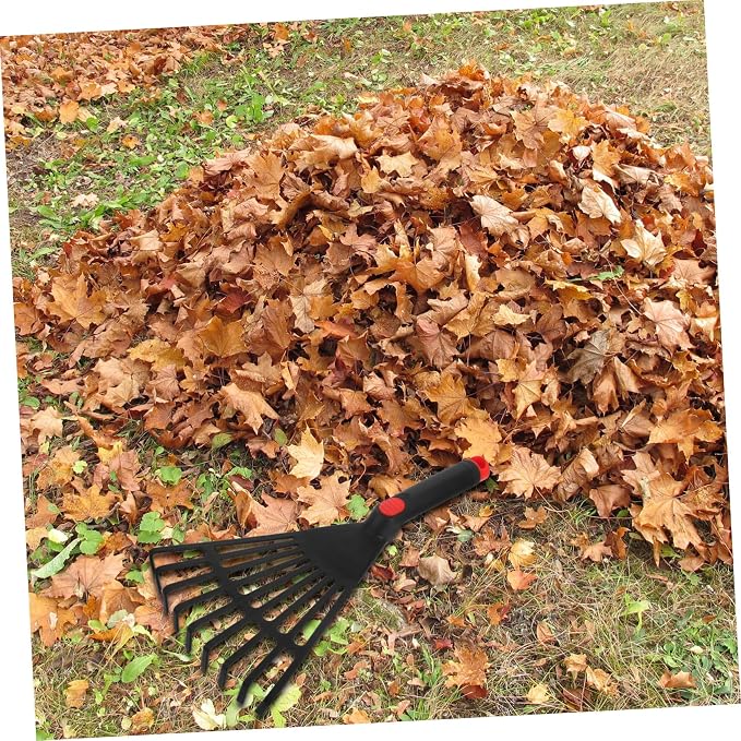 UKCOCO Small Plastic Leaf Rake for Gardening, Garden Hand Rake with Handle, Lightweight Plastic Gardening Tool for Flower Beds and Yard Cleanup, Black, 13. 4 Inch
