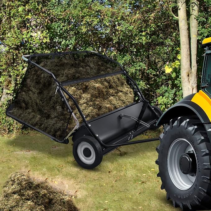 44" Tow Behind Lawn Sweeper Pull Behind Grass Sweeper with 25 cu. ft Large Heavy Duty Leaf & Grass Collector for Lawn and Yard Cleanup Tool Black（US Fast Arrival）