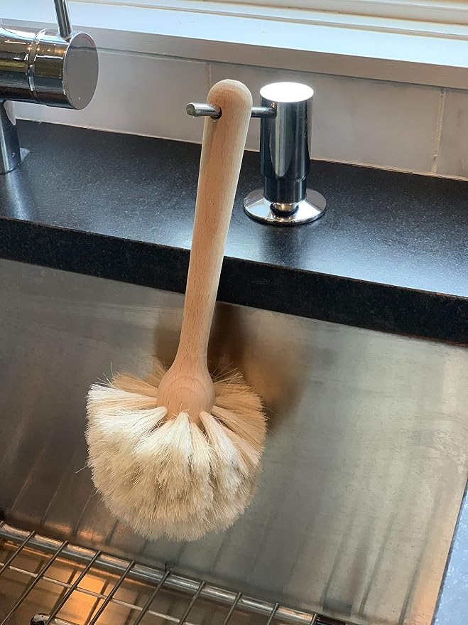 Fox Run Kitchen Brush, Natural Horsehair Fiber Dish and Glass Brush, 10" | Easily Clean Bottles & Hard To Reach Dishware | Kitchen Cleaning Essential | Natural Fiber Cleaning Brush | Dish Scrub Brush